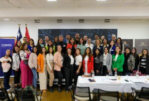 Emprendedoras STEM presentan innovadoras soluciones en Demo Day de “Valparaíso STEMPOWER: Mujeres que Transforman”
