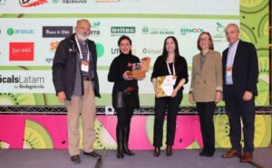 Kiwi Day 2024: Corfo recibe reconocimiento por apoyar proyectos en beneficio del Kiwi Chileno